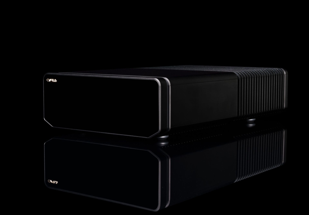 CYRUS 40 PSU Hero FrontSide-DK-large.webp