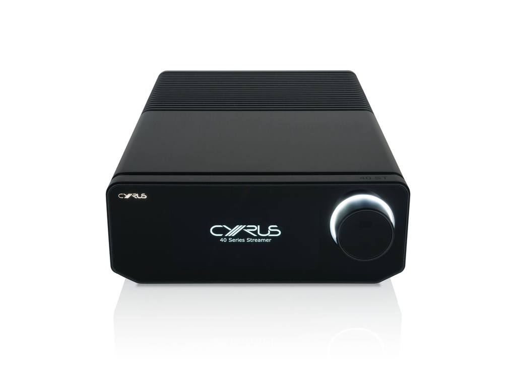 Cyrus 40 ST FrontTop Cyrus Display-large.webp